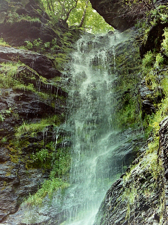 Waterfall along the Rallar Road