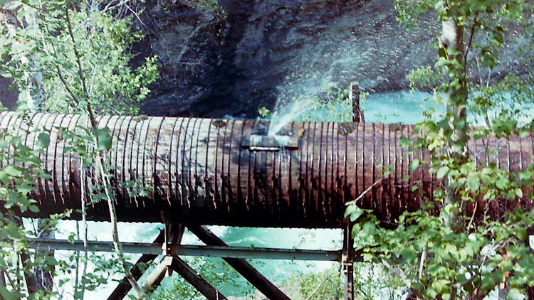 Wooden water pipe, above Flåm