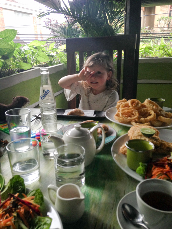 Empanadas, onion rings and schnitzel. Also Balinese coffee