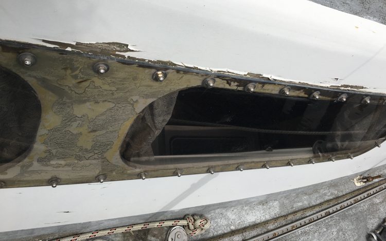 General wear and damage to the starboard aft acrylic window