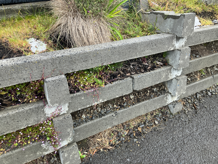 Sample retaining wall made from concrete blocks