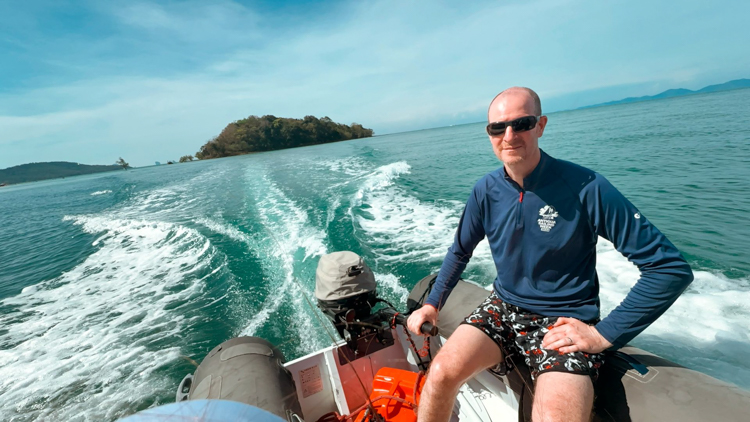 Andrew heads to shore for provisions
