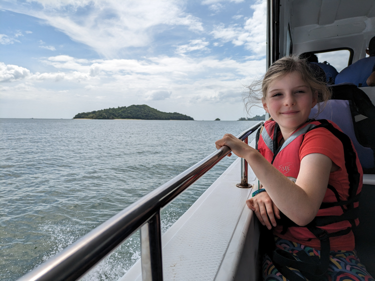 En route to Rebak Island