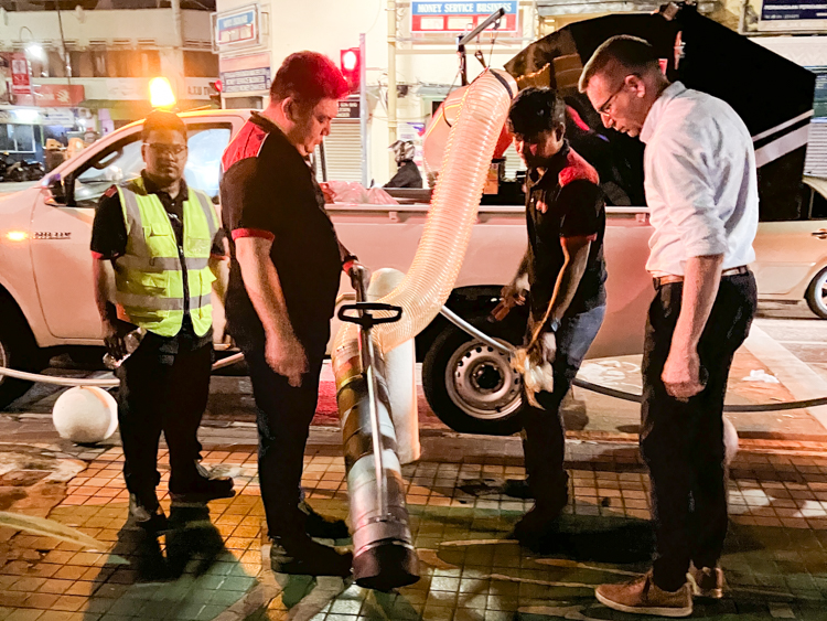 An interesting coconut sucking machine