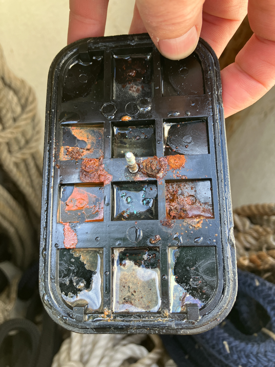 Rusty connections in the Bass Strait