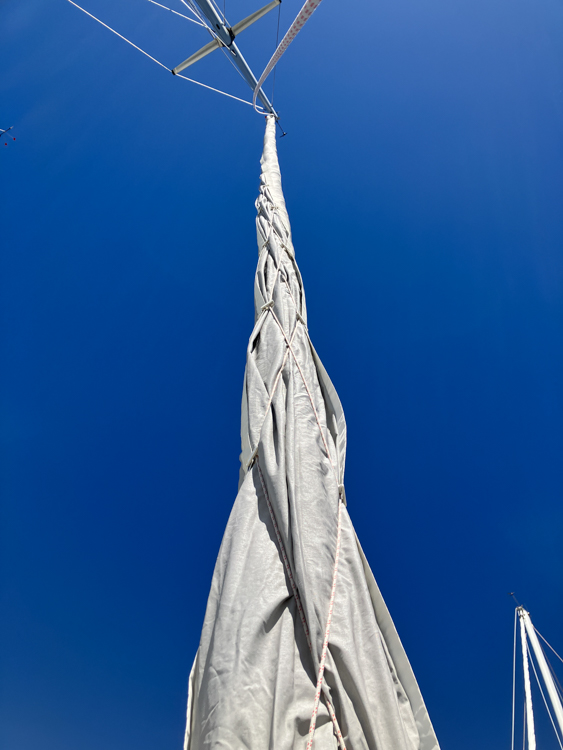 Foresail cover